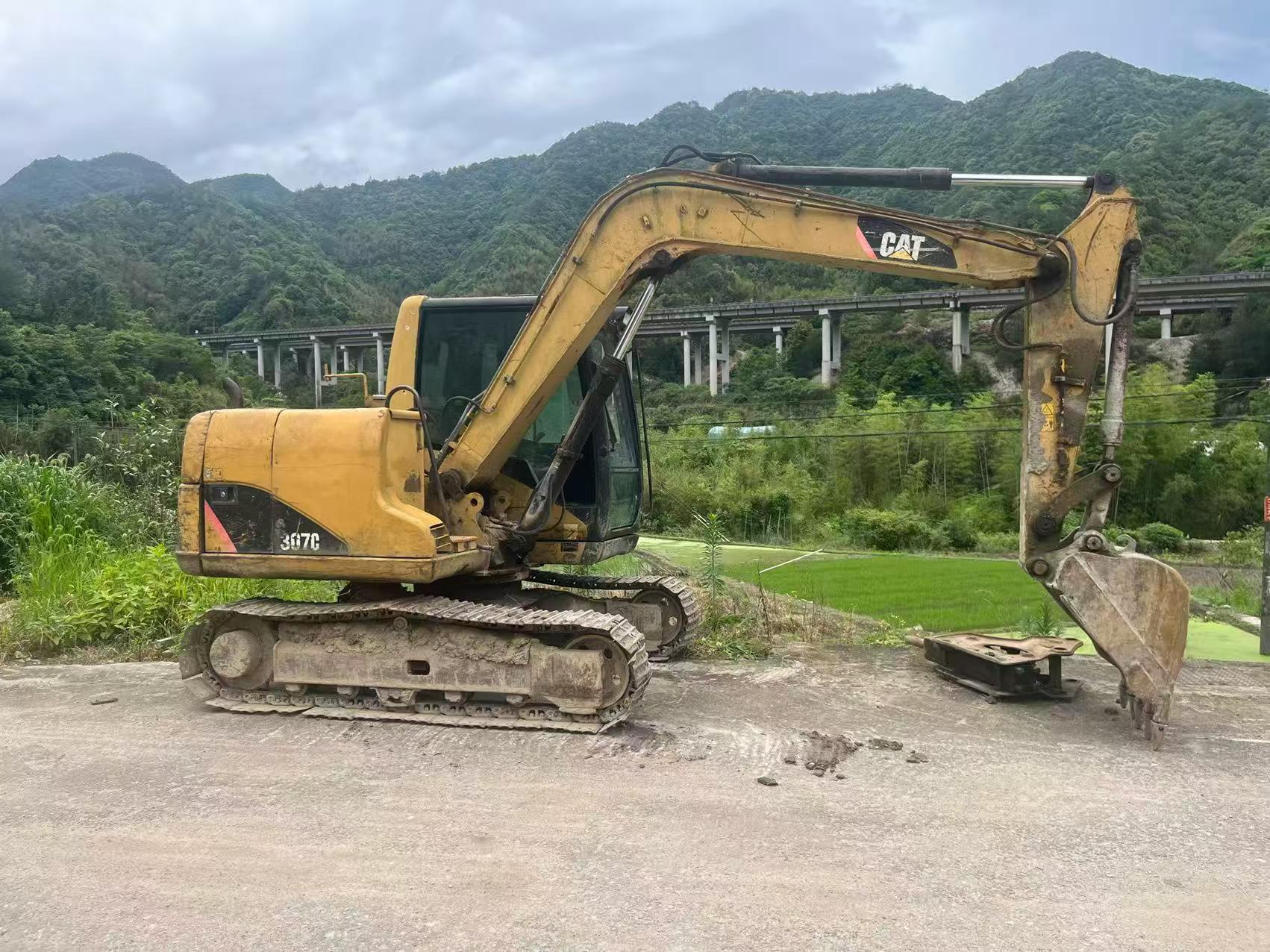 Buy Caterpillar 307C Used Excavator / 3