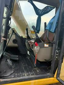 Buy Komatsu PC60-8 Used Excavator / 7 Buy Komatsu PC60-8 Used Excavator / 7