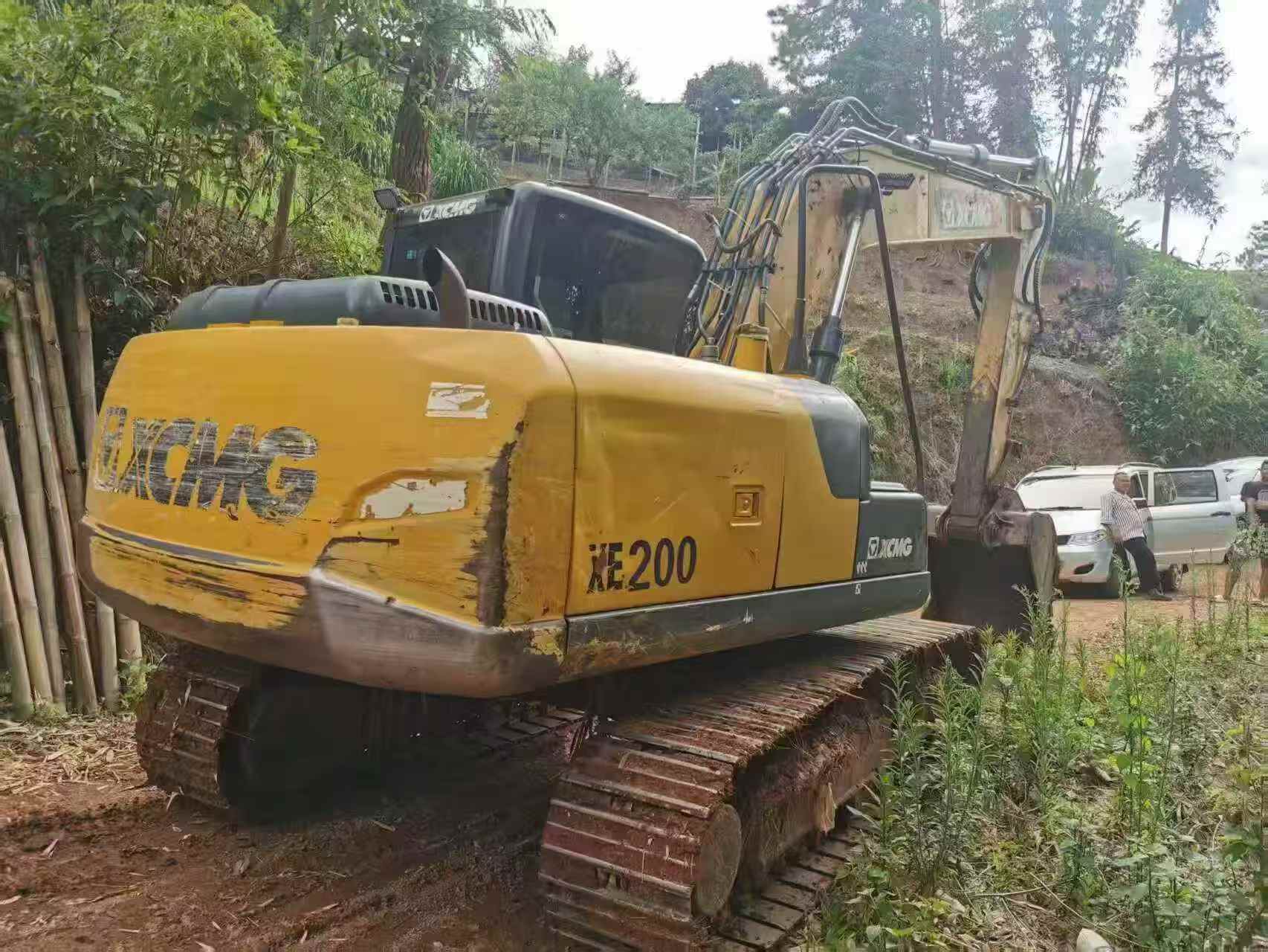 Buy XCMG XE135B Used Excavator / 2
