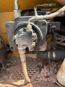 Buy Sany SY205C Used Excavator / 3 Buy Sany SY205C Used Excavator / 3