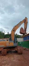 Buy XCMG XE215CA Used Excavator / 3 Buy XCMG XE215CA Used Excavator / 3