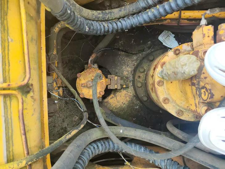 Buy Hyundai R220-5 Used Excavator / 1
