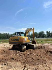 Buy XCMG XE150D Used Excavator / 3 Buy XCMG XE150D Used Excavator / 3