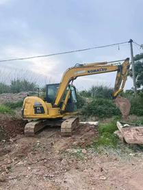 Buy Komatsu PC60-8 Used Excavator / 2 Buy Komatsu PC60-8 Used Excavator / 2