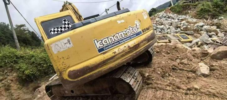 Buy Komatsu PC120-6E Used Excavator / 1