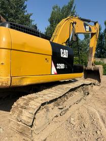 Buy Caterpillar 323D2L Used Excavator / 3 Buy Caterpillar 323D2L Used Excavator / 3