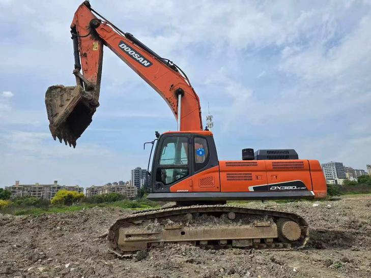 Buy Doosan DX380LC-5 Used Excavator / 1