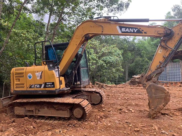 Buy Sany SY75 Used Excavator / 1