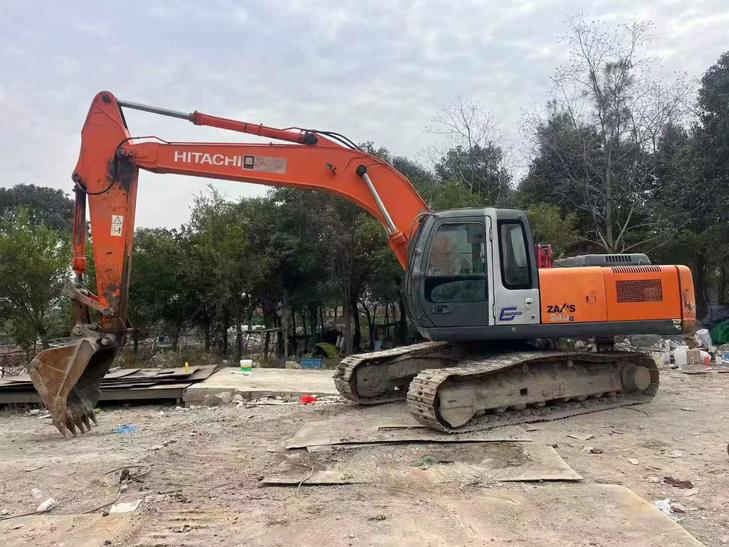 Buy Hitachi ZX240 Used Excavator / 1