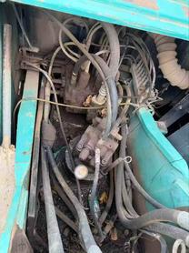 Buy Kobelco SK200 Used Excavator / 5 Buy Kobelco SK200 Used Excavator / 5