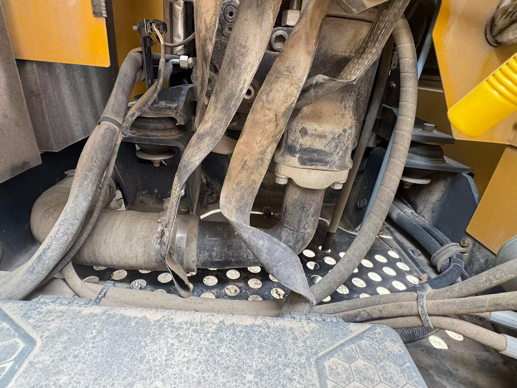 Buy XCMG XE75C Used Excavator / 9