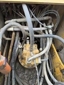 Buy Caterpillar 323 Used Excavator / 5 Buy Caterpillar 323 Used Excavator / 5