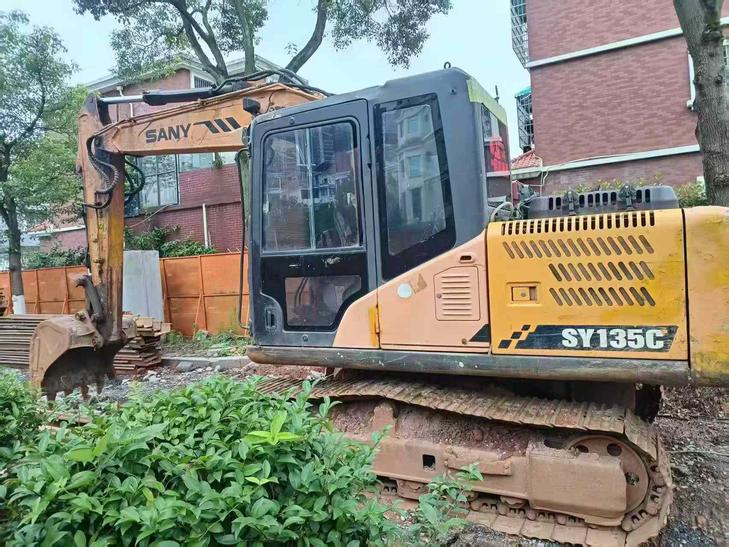 Buy Sany SY115C Used Excavator / 1