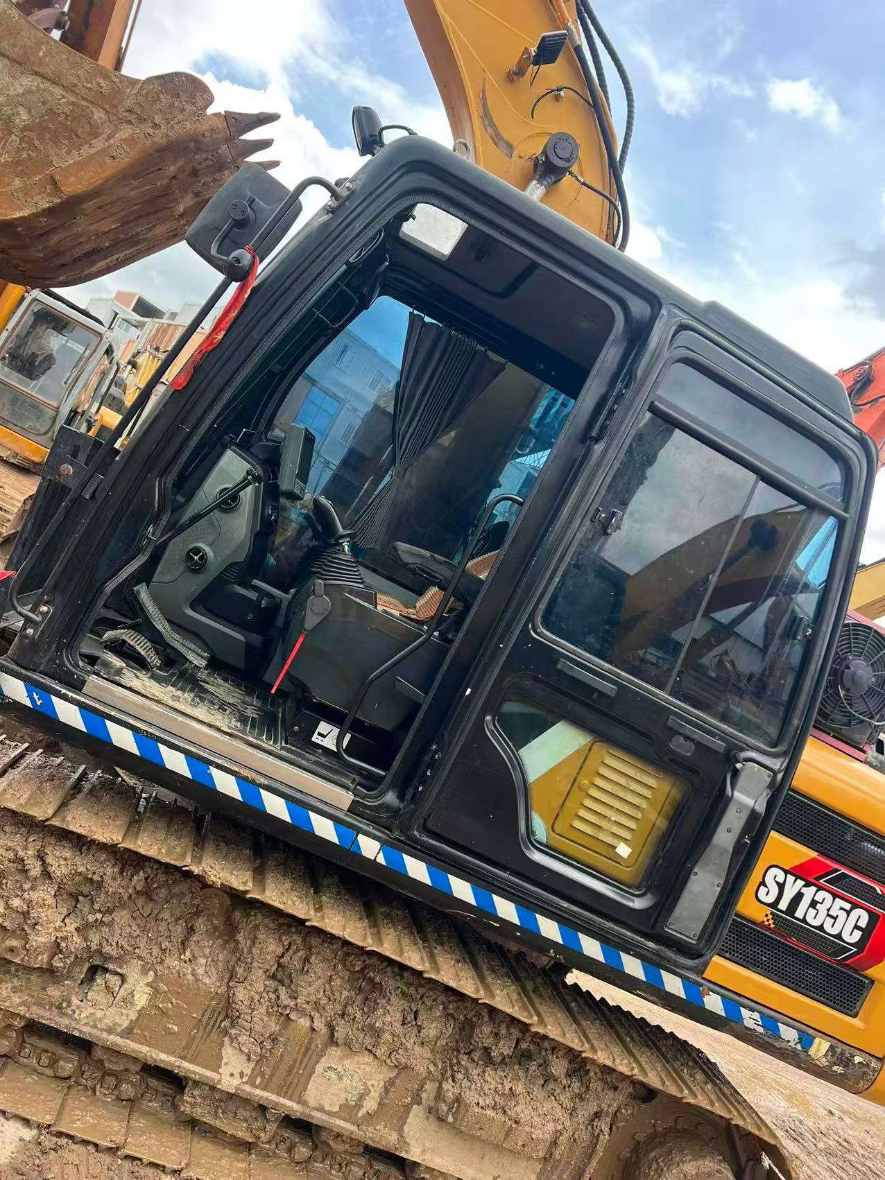 Buy Sany SY135 Used Excavator / 4 Buy Sany SY135 Used Excavator / 4