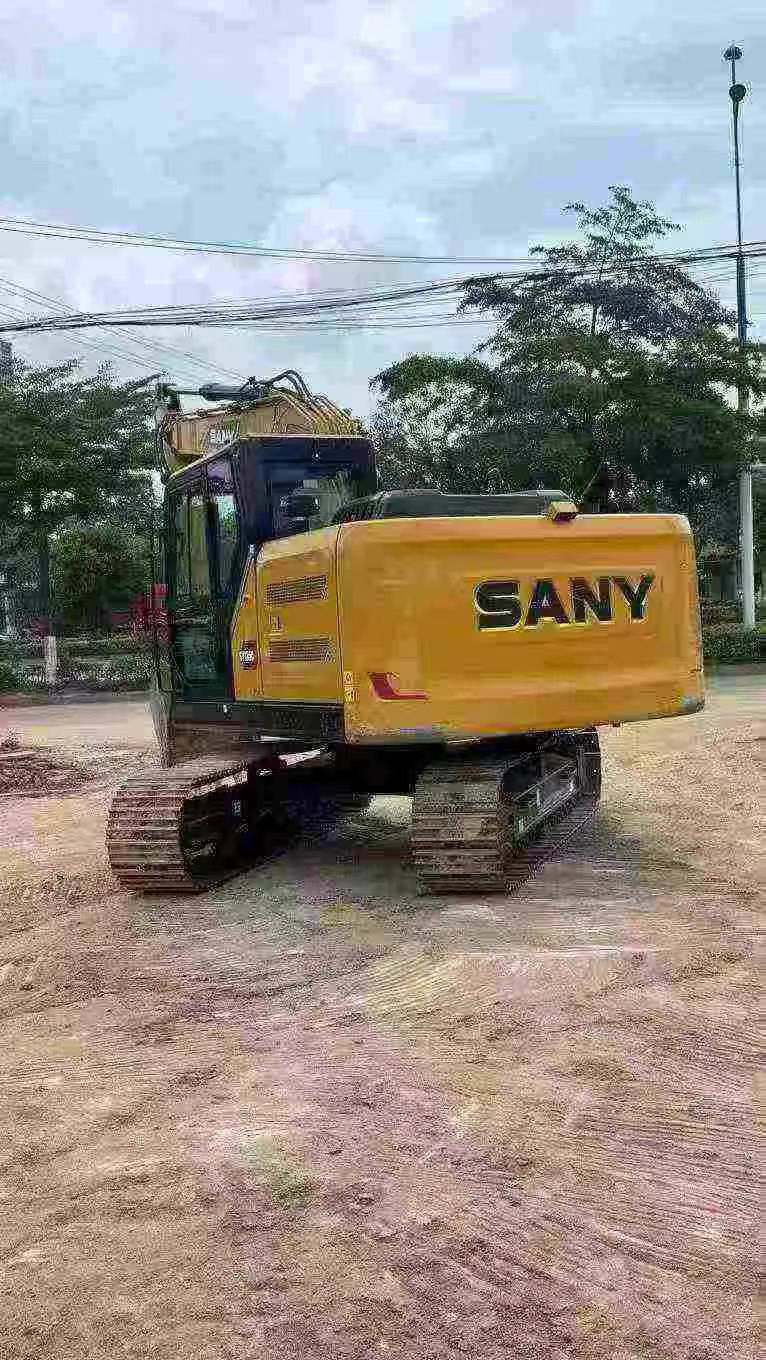 Buy Sany SY135 Used Excavator / 3