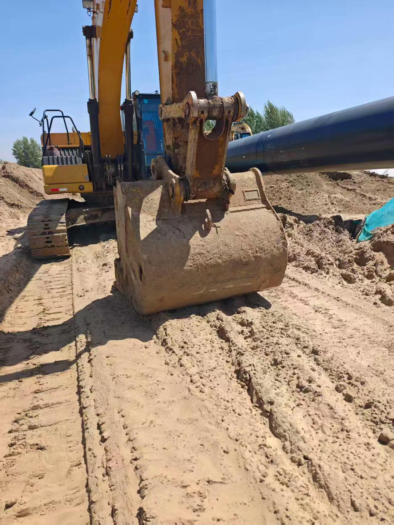 Buy Caterpillar 326DL Used Excavator / 9