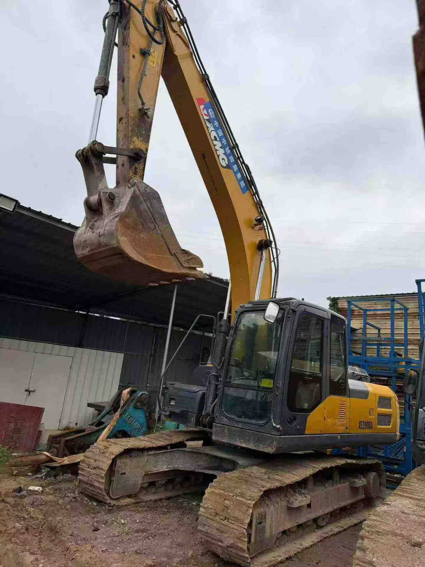 Buy XCMG XE200 Used Excavator / 2
