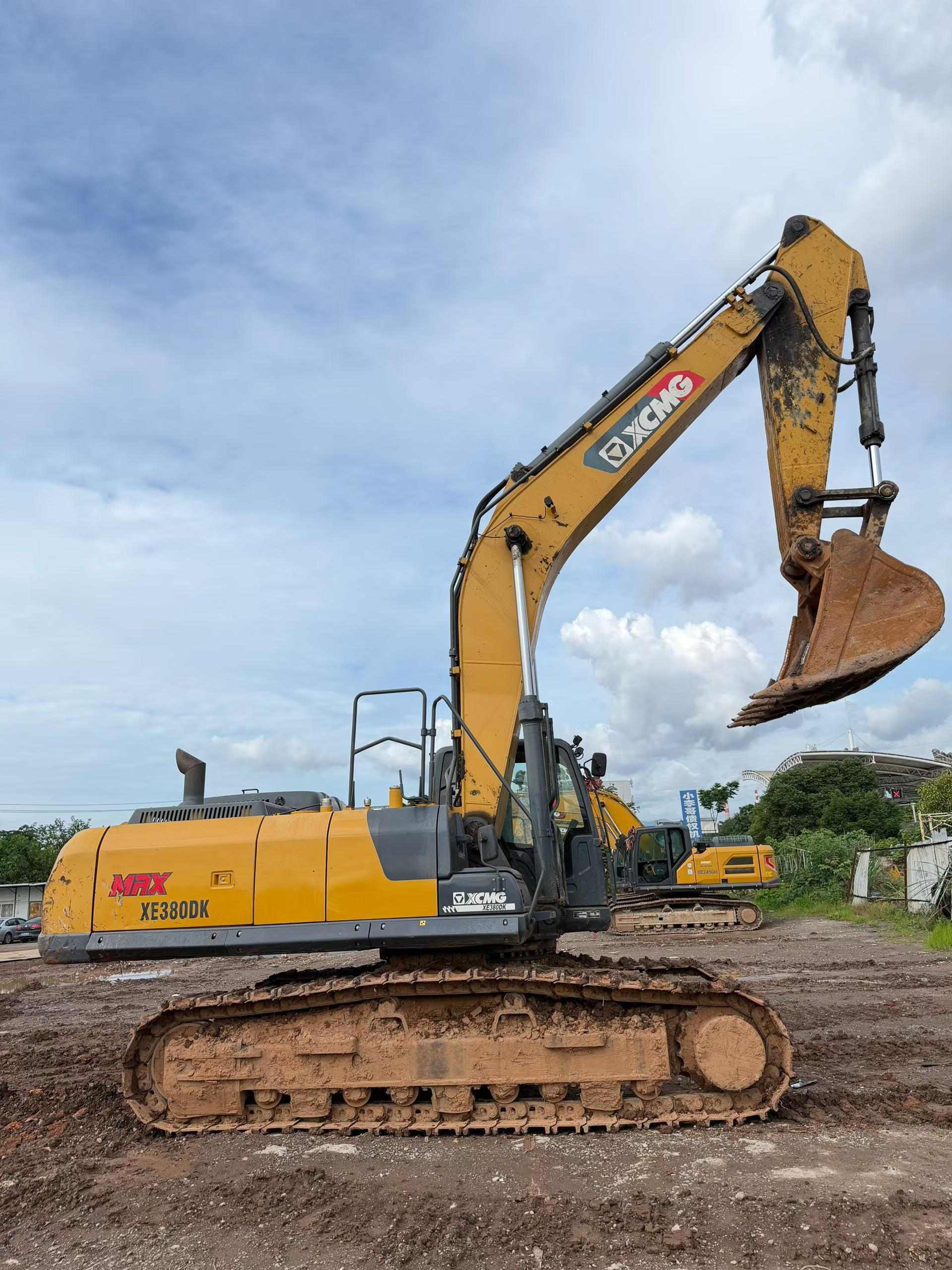 Acheter XCMG XE380DK D'occasion Pelle