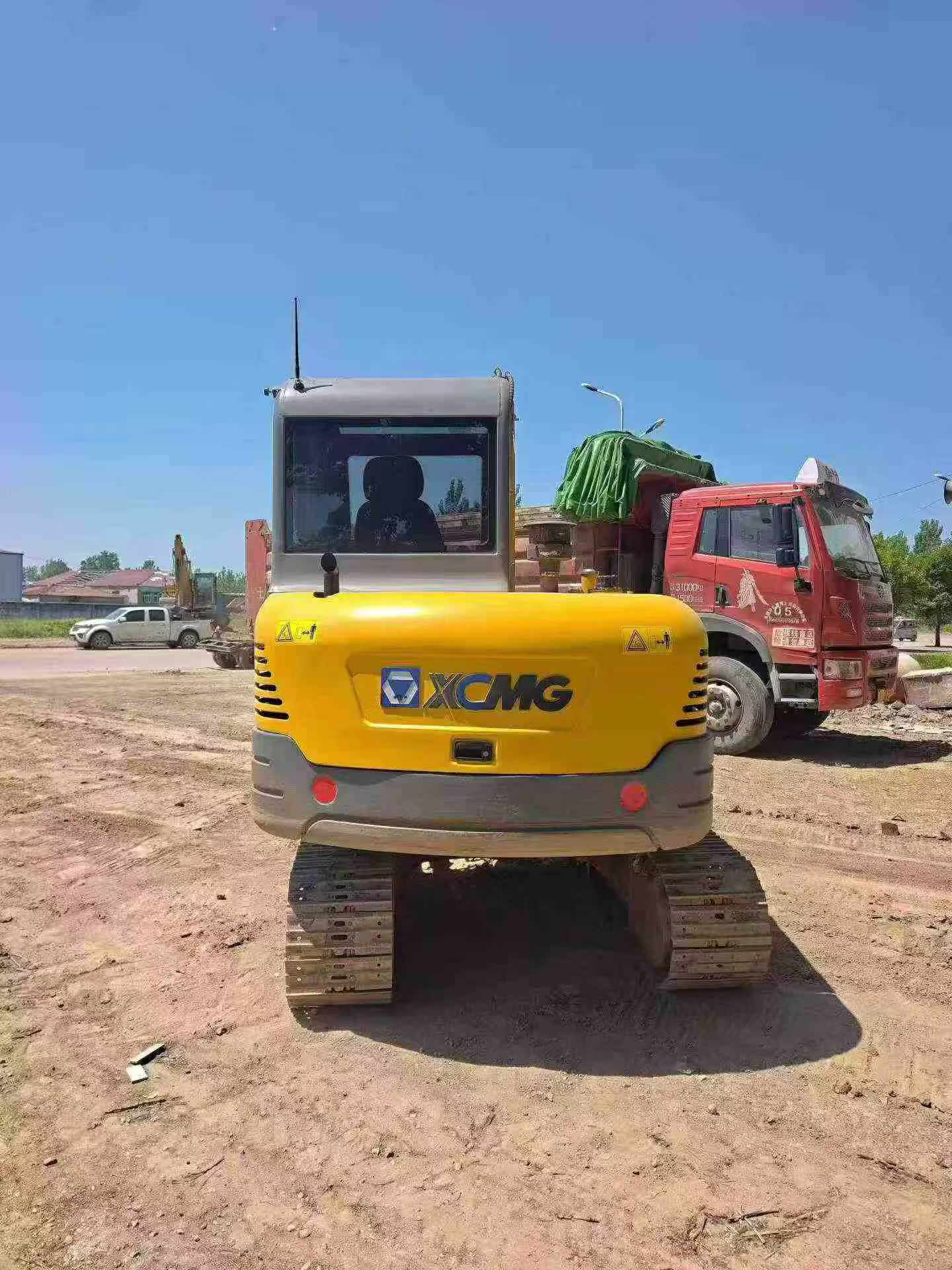Buy XCMG XE60 Used Excavator / 9