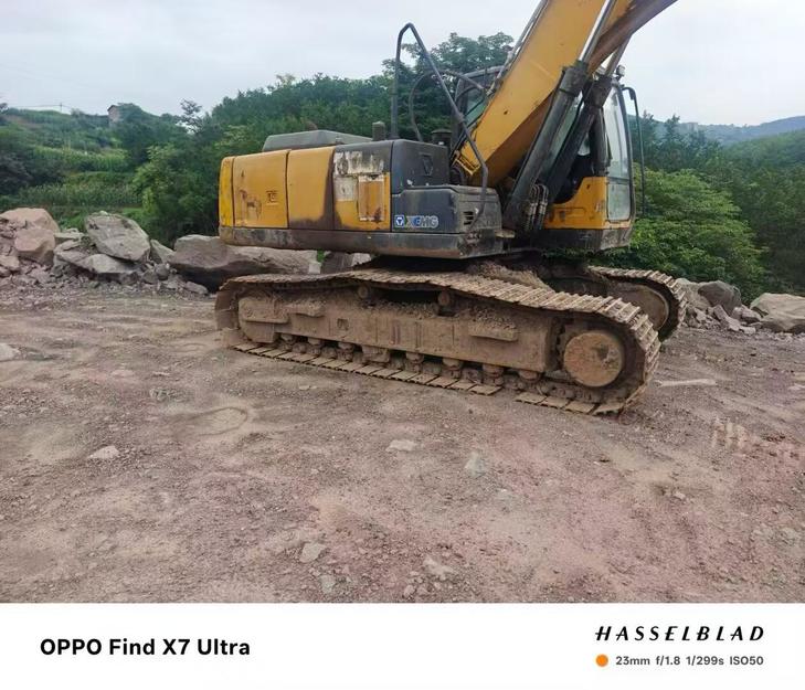 Buy XCMG XE215 Used Excavator / 1