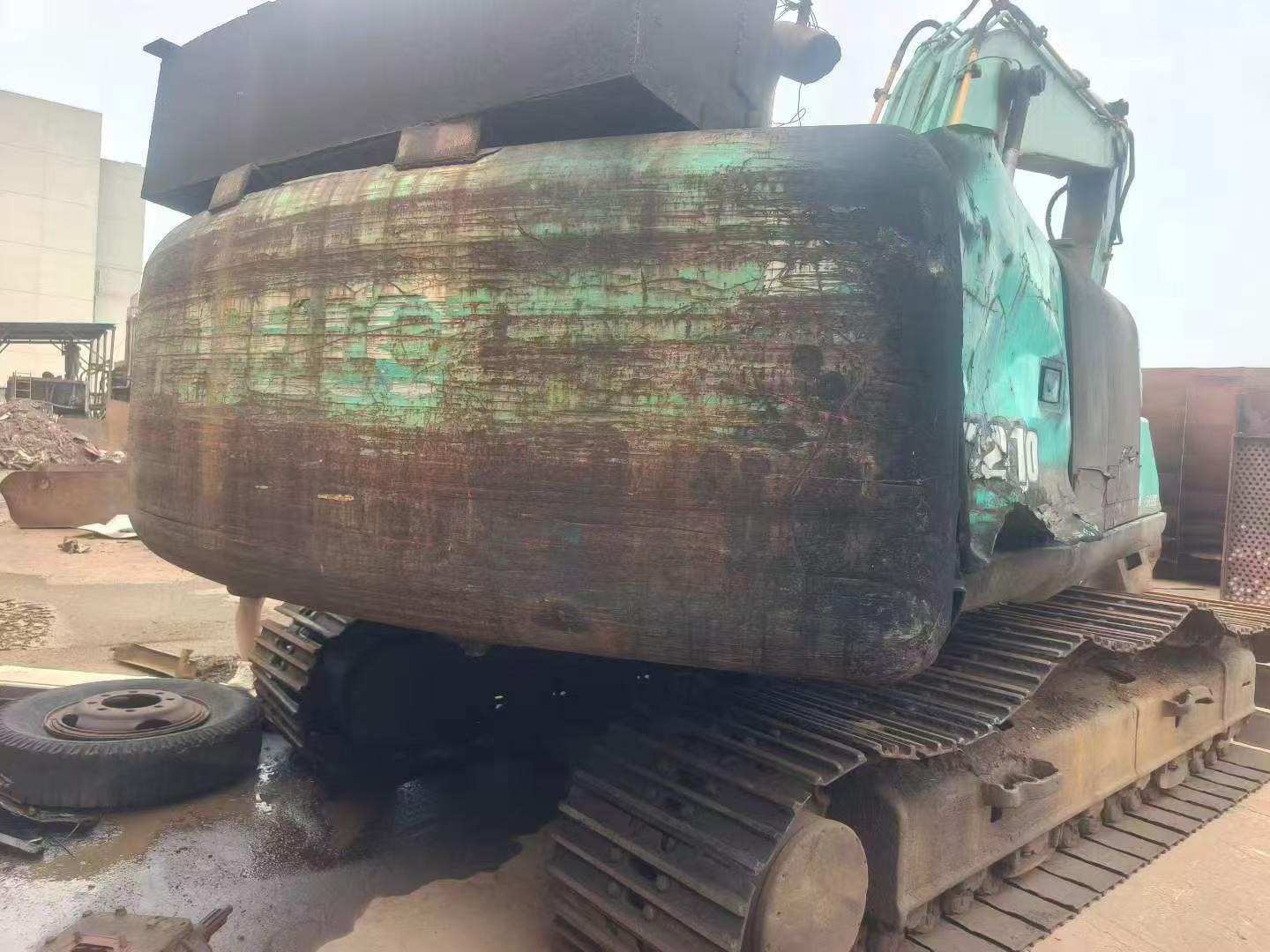 Buy Kobelco SK200 Used Excavator / 7