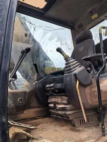 Buy Caterpillar 324D Used Excavator / 3 Buy Caterpillar 324D Used Excavator / 3