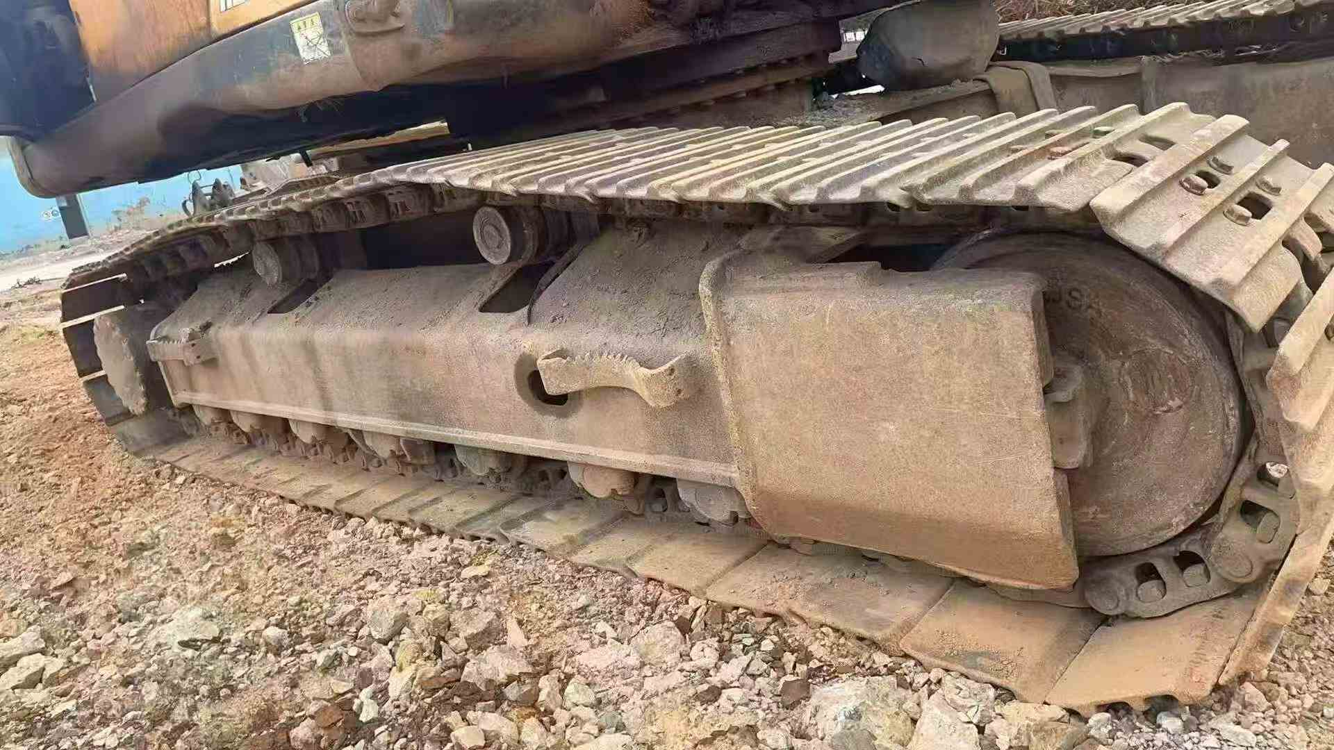 Buy Hyundai R215-7 Used Excavator / 8