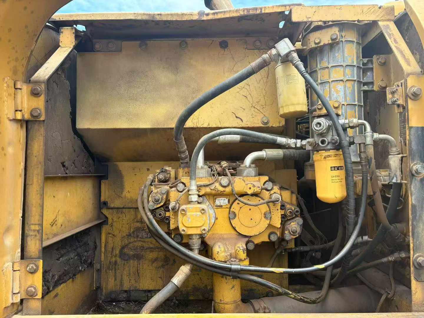 Buy Caterpillar 320C Used Excavator / 4
