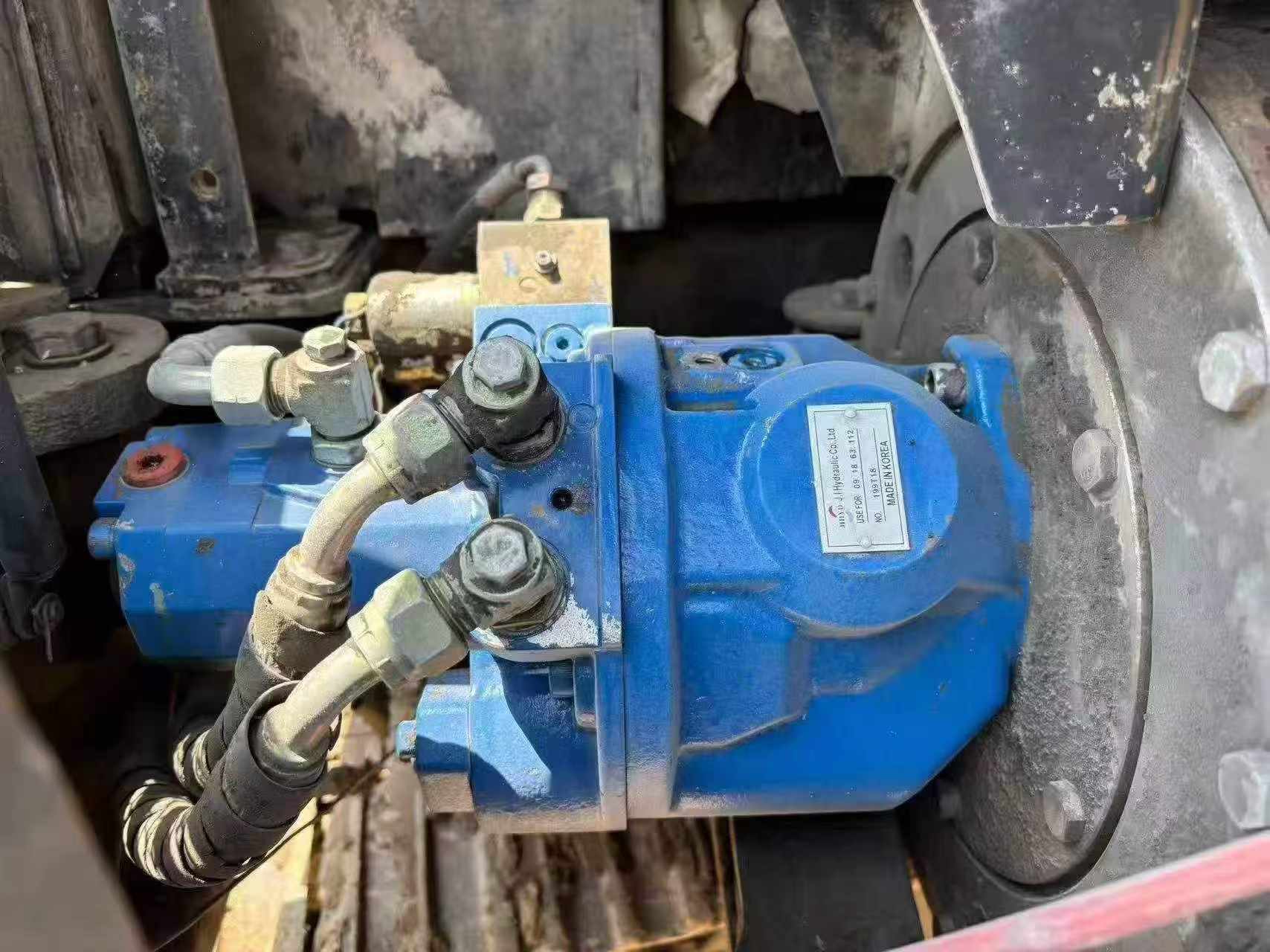 Buy Doosan DH60 Used Excavator / 5