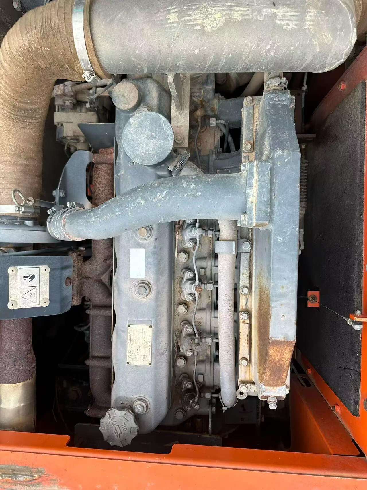 Compre Excavadora Doosan DH150 Usada / 4
