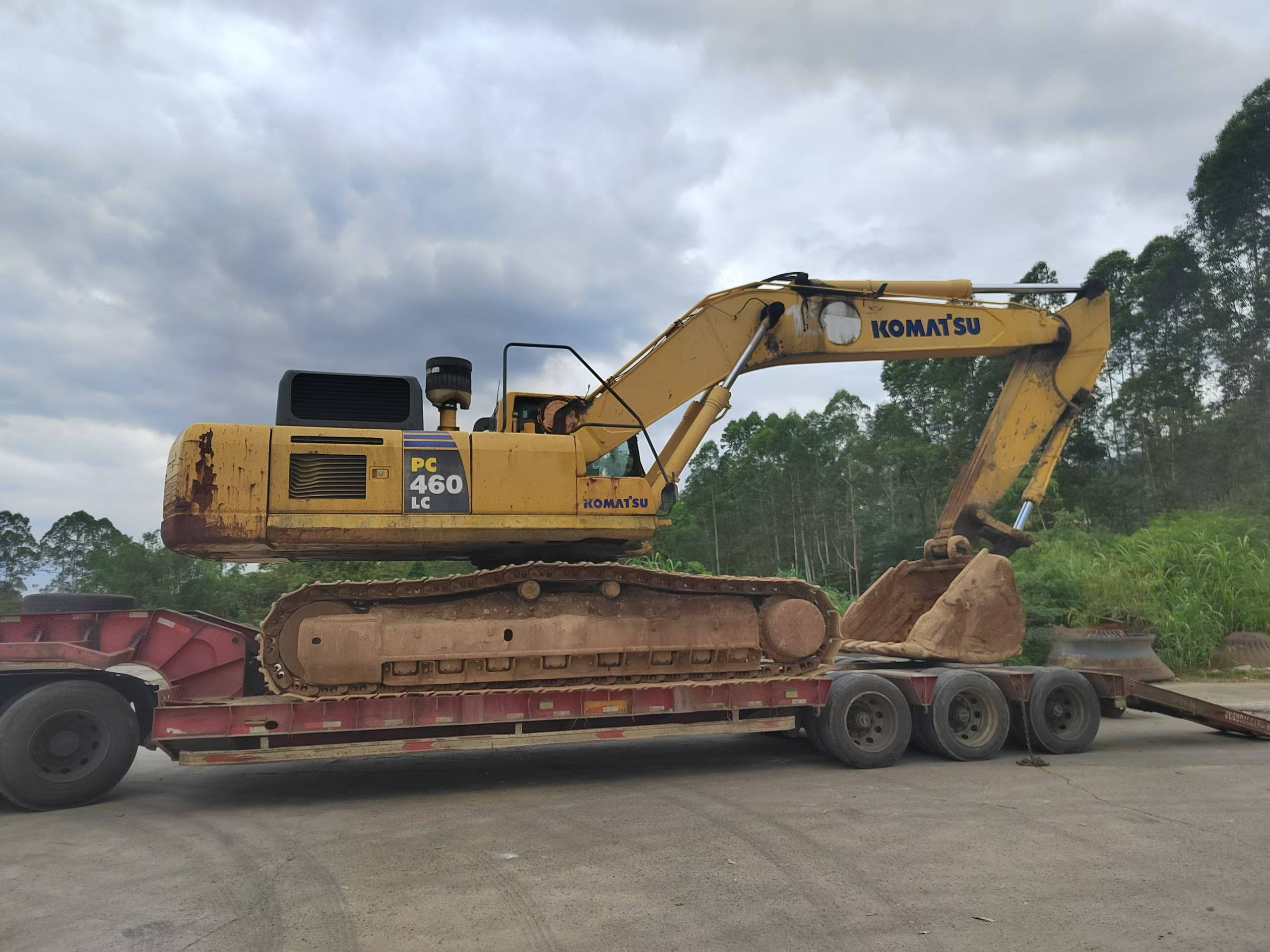 Buy Komatsu PC450-8 Used Excavator / 4
