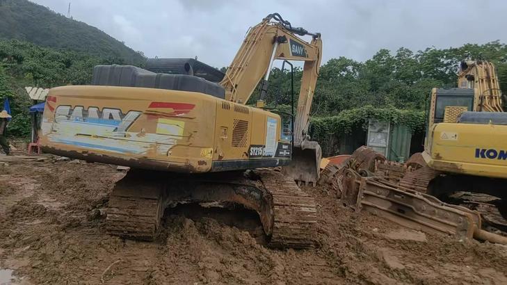 Buy Sany SY205C Used Excavator / 1