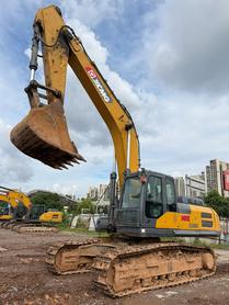 Buy XCMG XE380DK Used Excavator / 4 Buy XCMG XE380DK Used Excavator / 4
