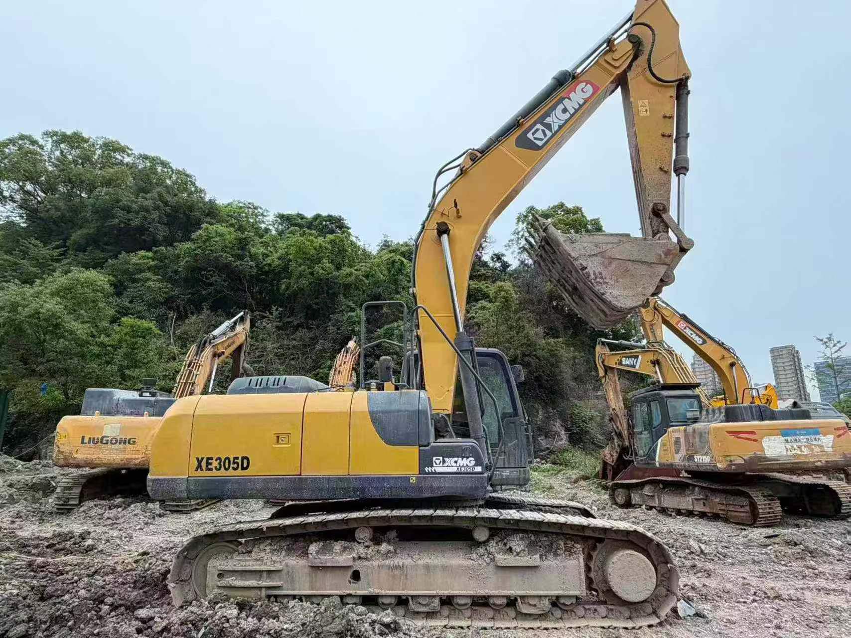 Buy XCMG XE305D Used Excavator / 2
