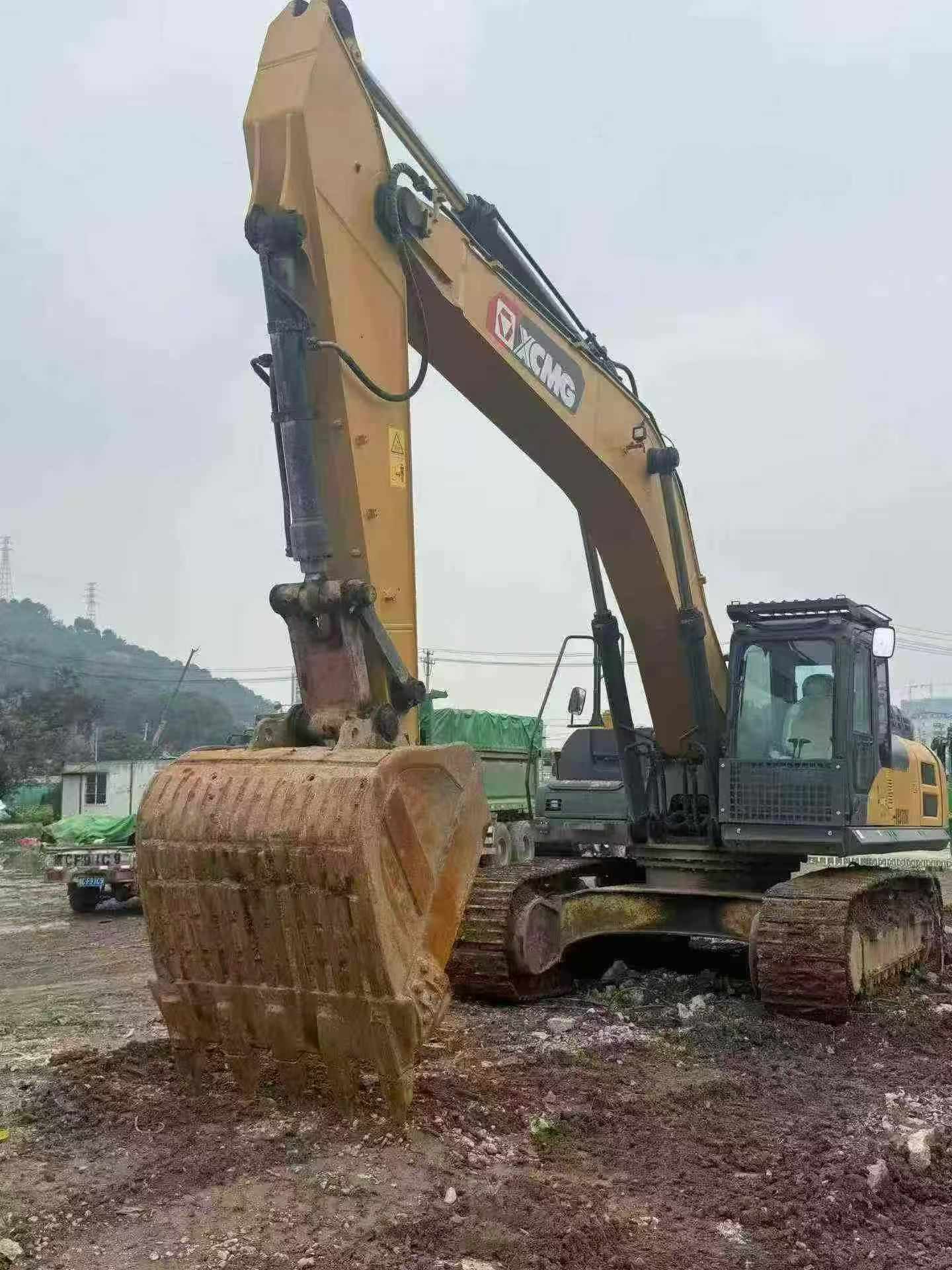 Buy XCMG XE370DK Used Excavator / 2