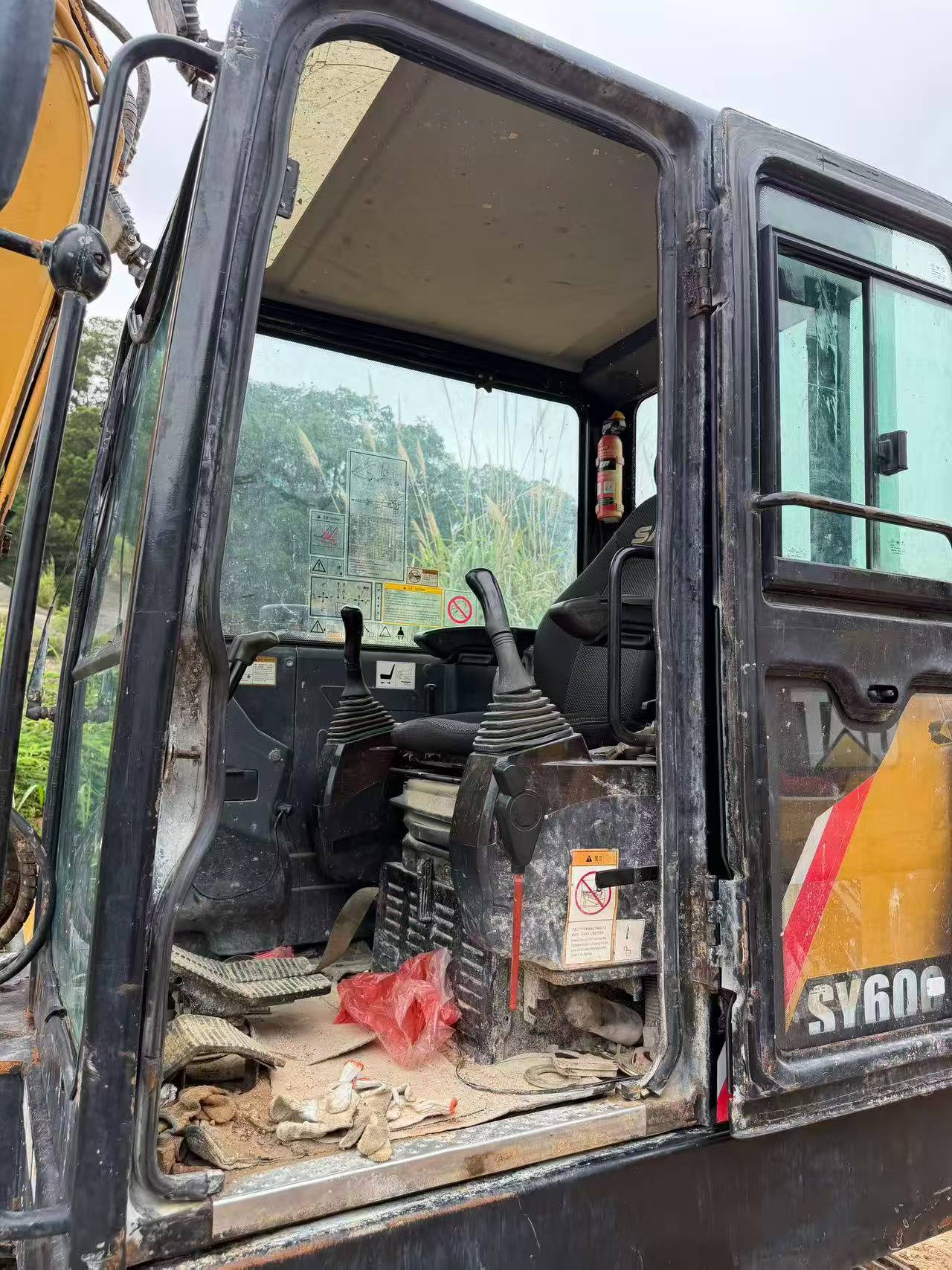 Buy Sany SY60 Used Excavator / 3