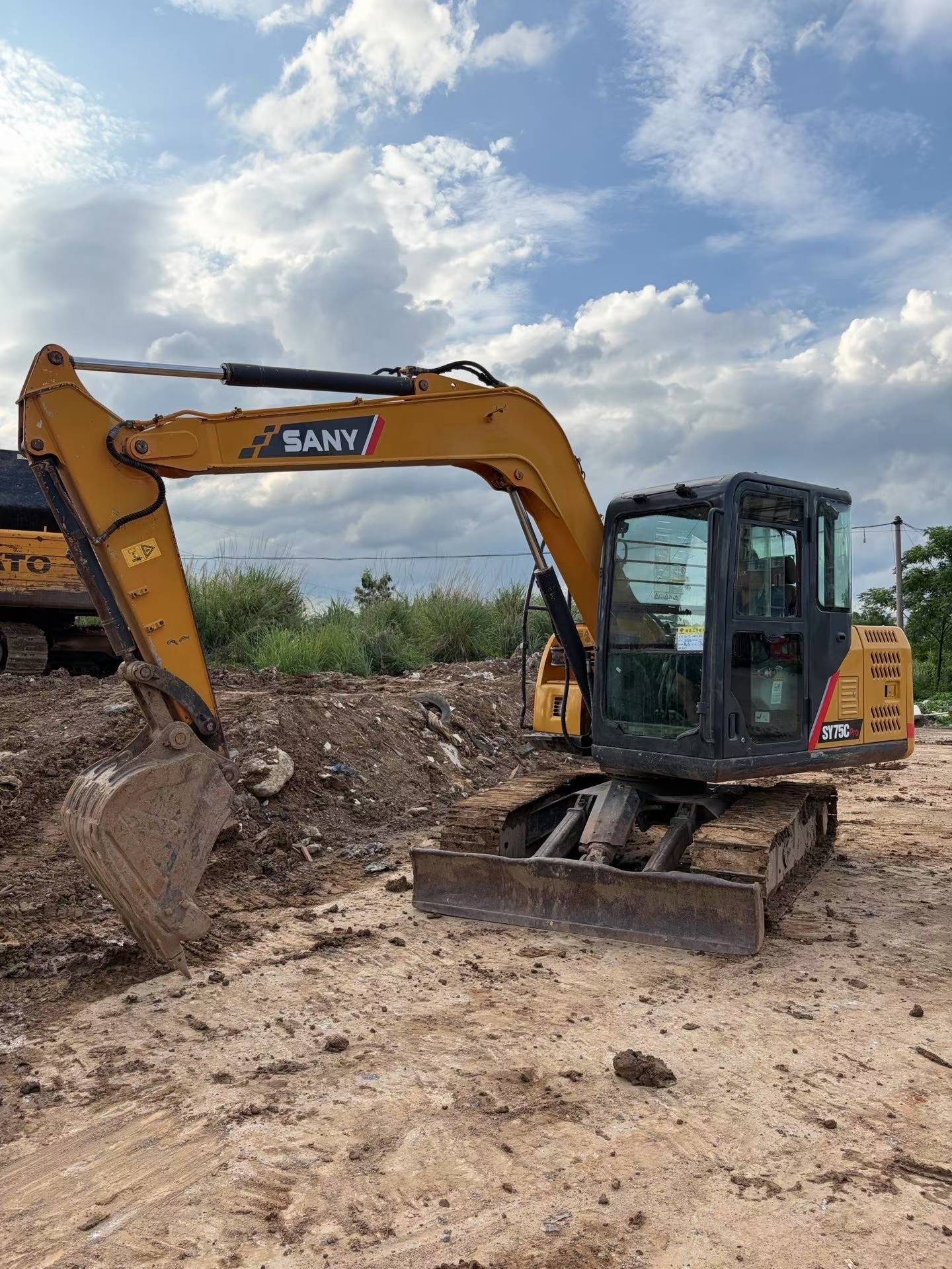 Buy Sany SY65C-9 Used Excavator / 3