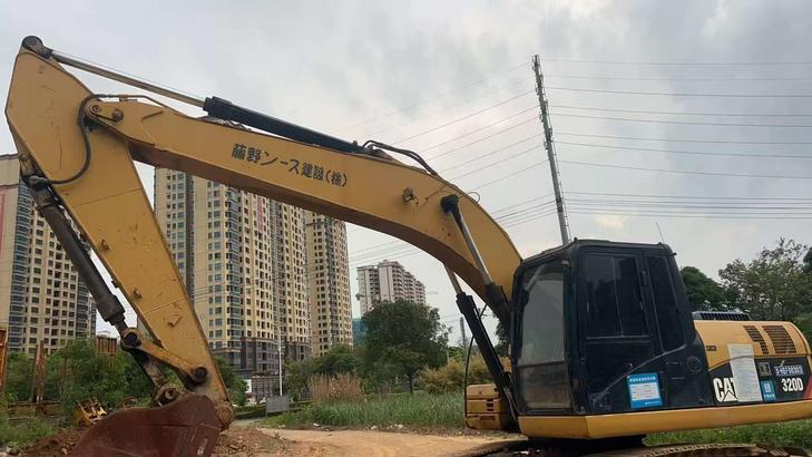 Buy Caterpillar 320D Used Excavator / 1