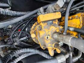 Buy Hyundai R225-7 Used Excavator / 6 Buy Hyundai R225-7 Used Excavator / 6