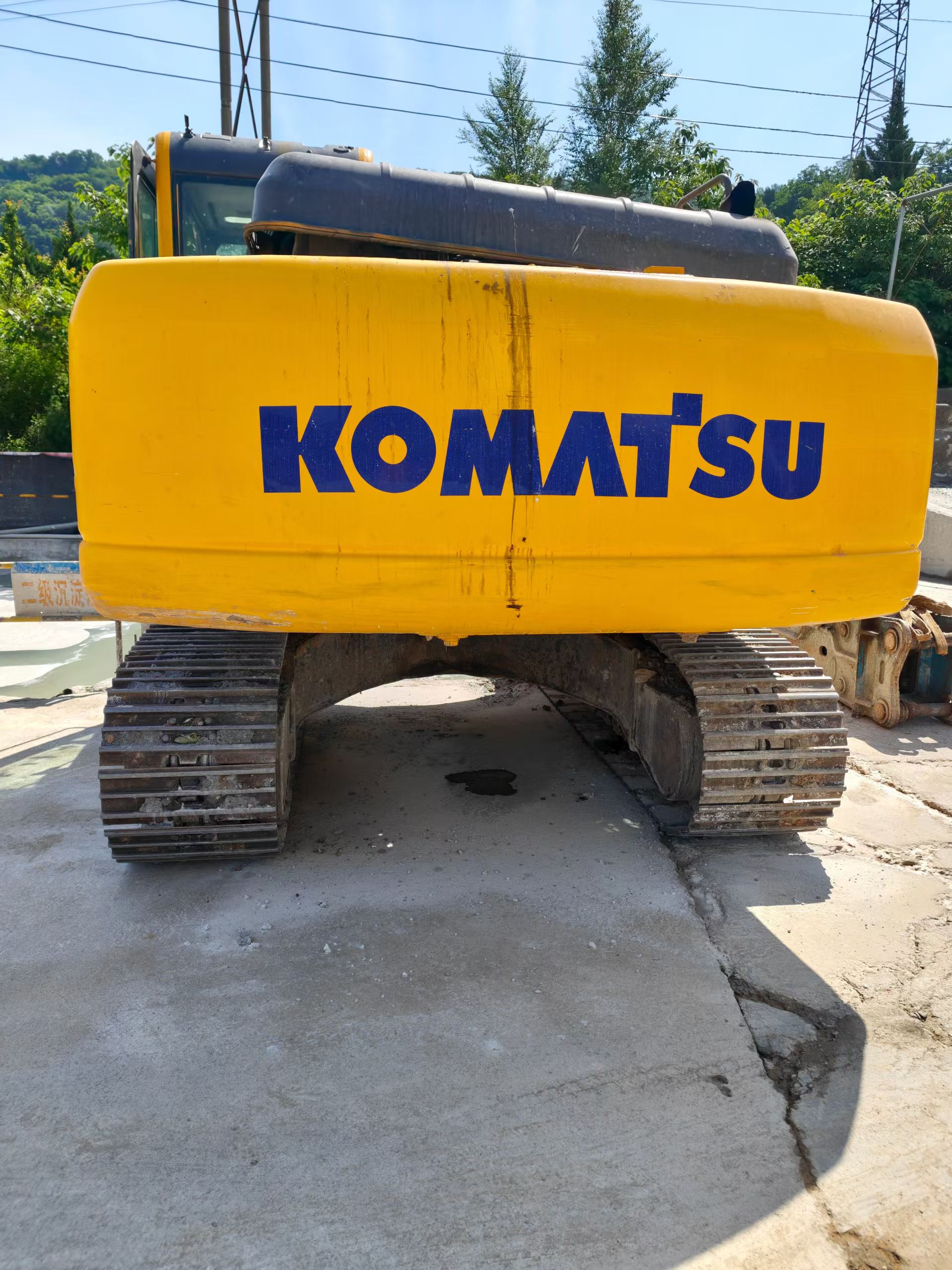 Buy Komatsu PC220 Used Excavator / 3