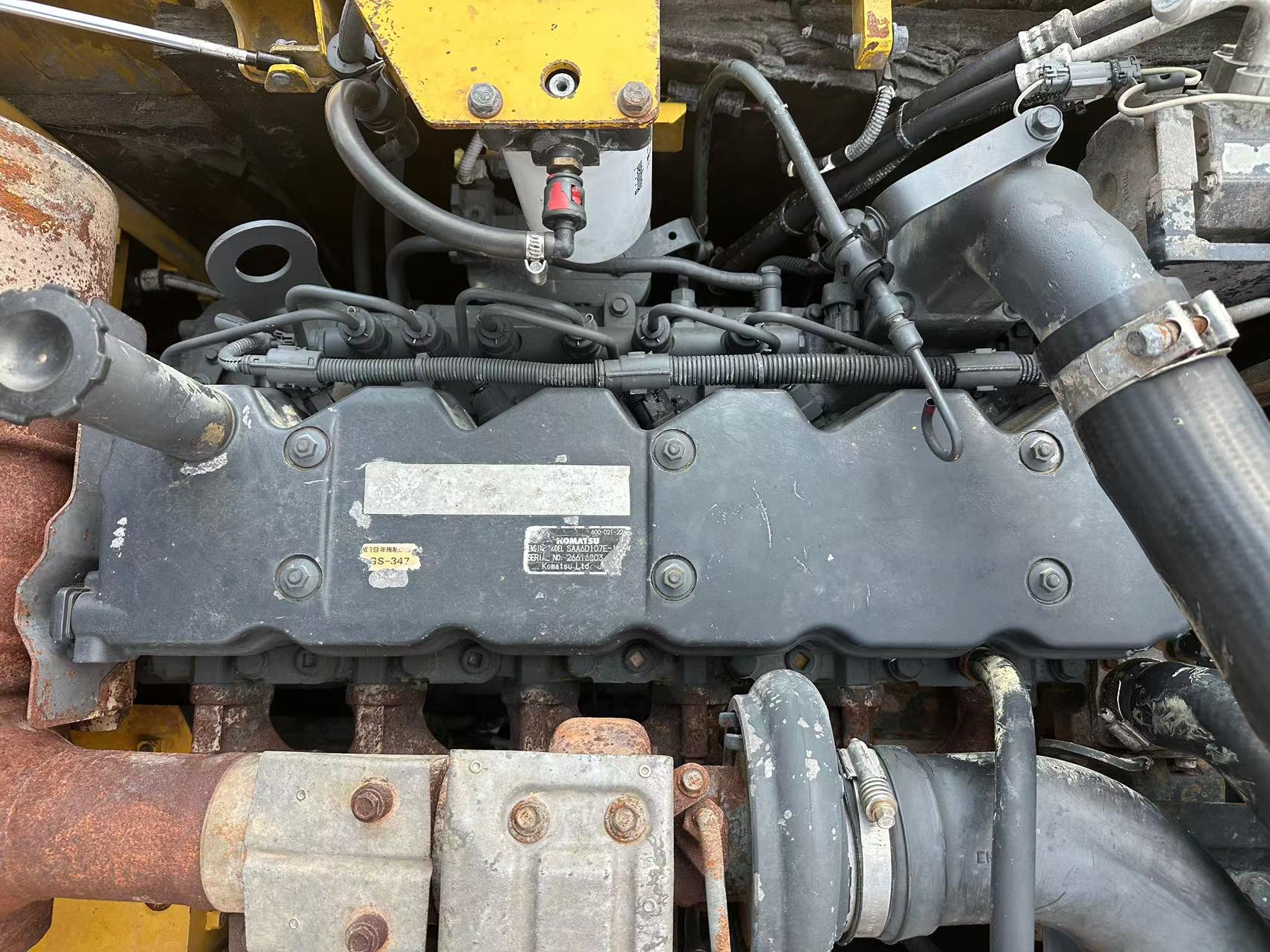 Buy Komatsu PC200-8N1 Used Excavator / 2