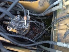 Buy Caterpillar 320D Used Excavator / 5 Buy Caterpillar 320D Used Excavator / 5
