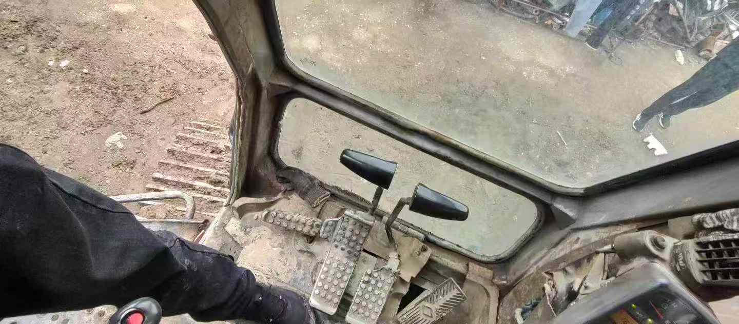 Buy Hitachi ZX450-6 Used Excavator / 4