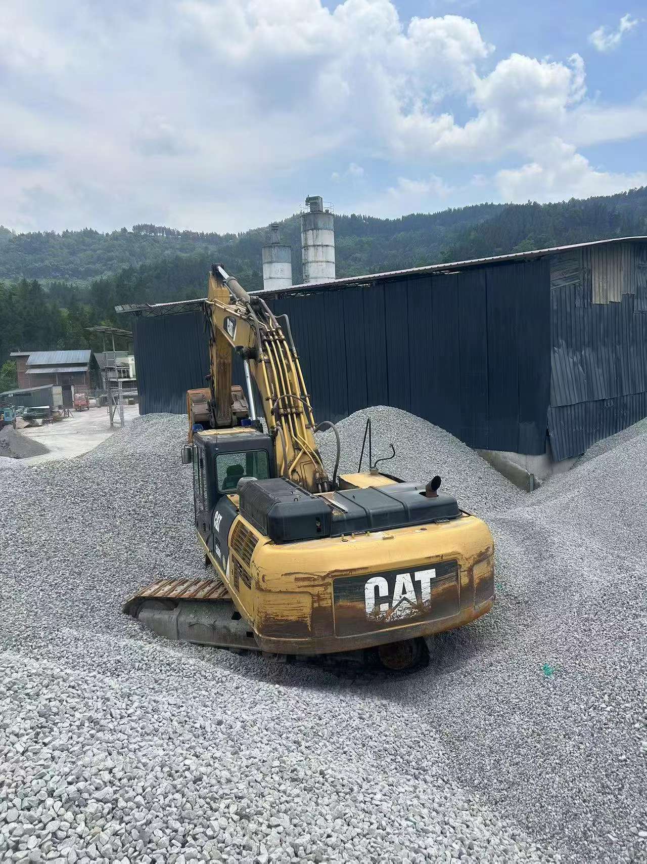 Buy Caterpillar 336E Used Excavator / 2