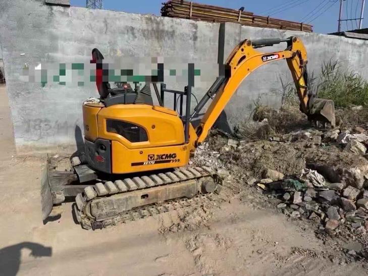 Buy XCMG XE17U Used Excavator / 1