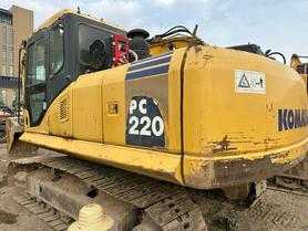Buy Komatsu PC220-7 Used Excavator / 2 Buy Komatsu PC220-7 Used Excavator / 2
