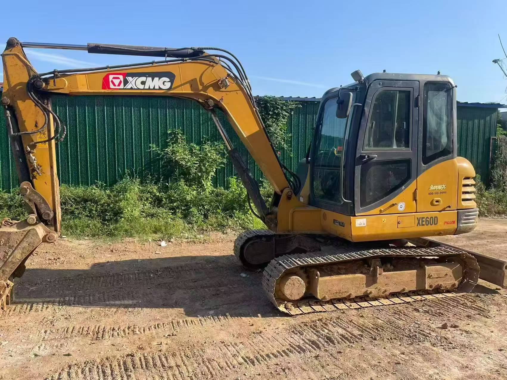 Buy XCMG XE60 Used Excavator / 2