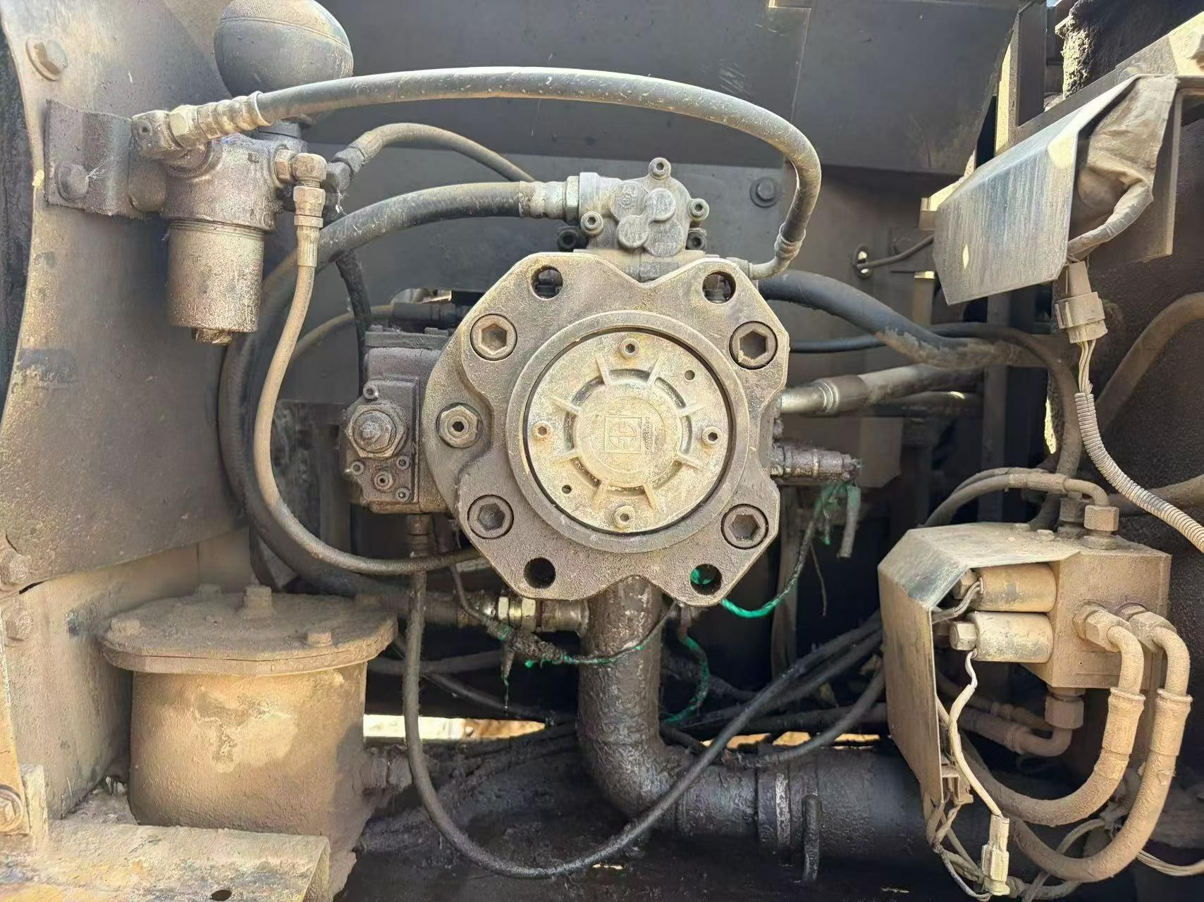 Buy Sumitomo SH200A3 Used Excavator / 6