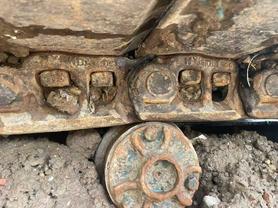 Buy Hyundai R215-7 Used Excavator / 4 Buy Hyundai R215-7 Used Excavator / 4