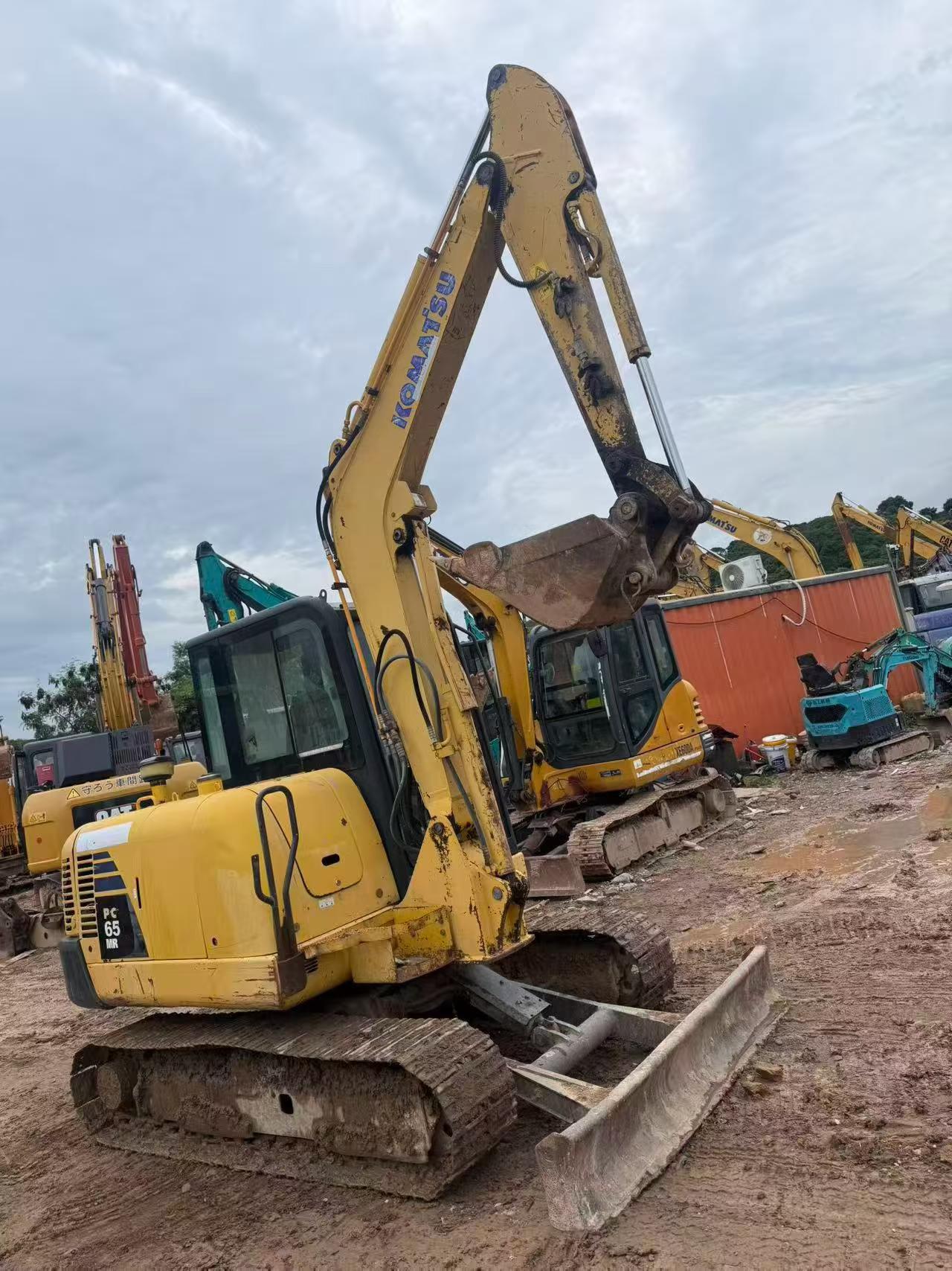 Buy Komatsu PC56-7 Used Excavator / 4